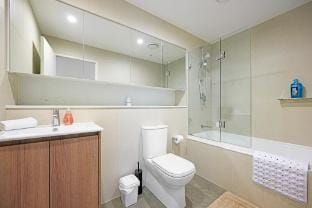 Norwest Pendle Hill Modern 2 Bedroom Apartment  Apartment in Sydney