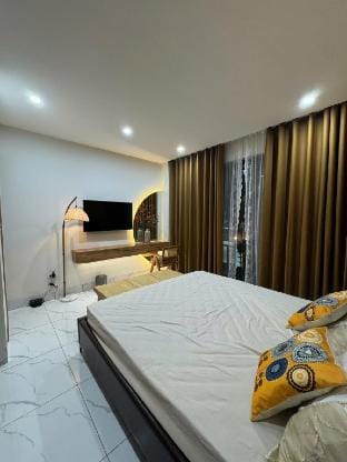 Vinhomes Ocean Park 3 -201 homestay Vacation rental in Laos