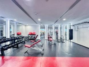 Chic Marina Arcade Apartment Minutes to Beach Apartment in Dubai