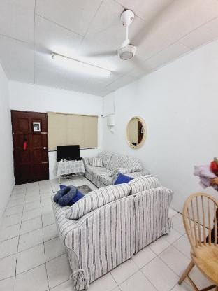 HOMESTAY TAMAN SEGAR (Muslim Only) Vacation rental in Selangor, Malaysia