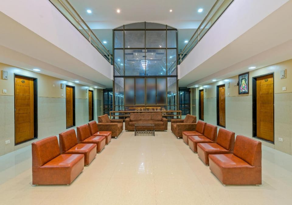 Hotel Anand Inn Residency Hotel in Maharashtra