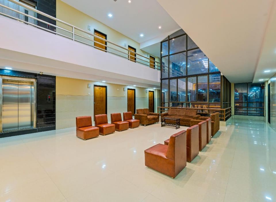 Hotel Anand Inn Residency Hotel in Maharashtra