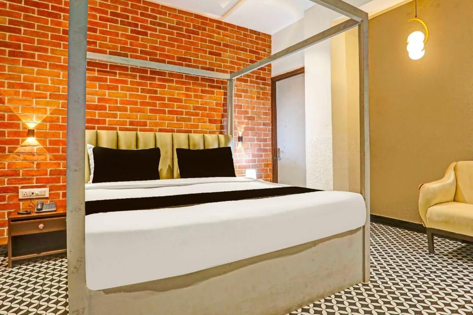 Townhouse Oak Varanasi JHV Mall Hotel in Varanasi
