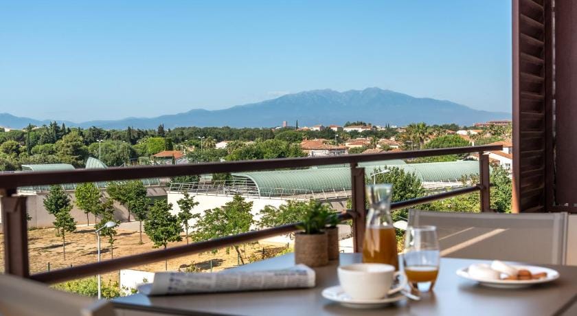 Quality Suites Perpignan Prestige Apartment hotel in Perpignan
