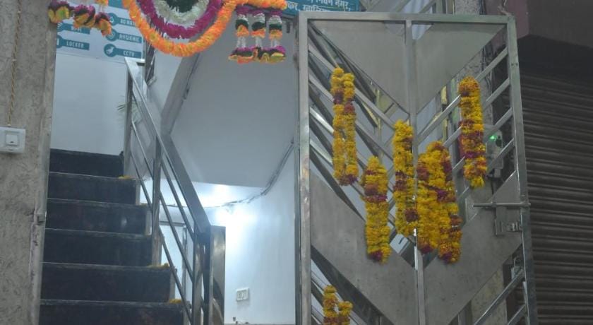 Sankalp Yatri Nivas AC dormitory Bed and Breakfast in Uttar Pradesh