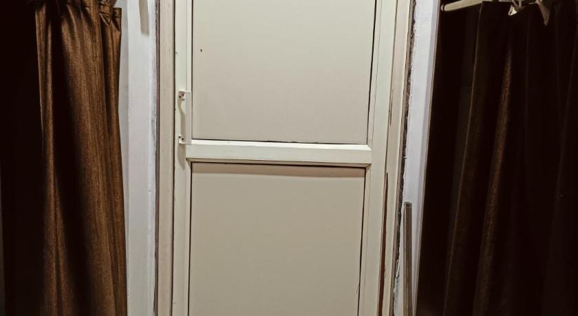 Sankalp Yatri Nivas AC dormitory Bed and Breakfast in Uttar Pradesh