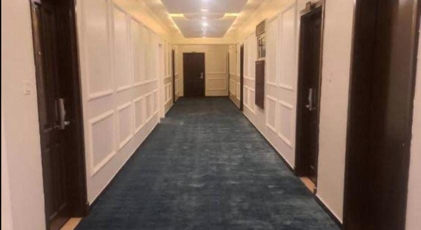 رويال هاوس للشقق المخدومة-اليرموك Hotel in Riyadh