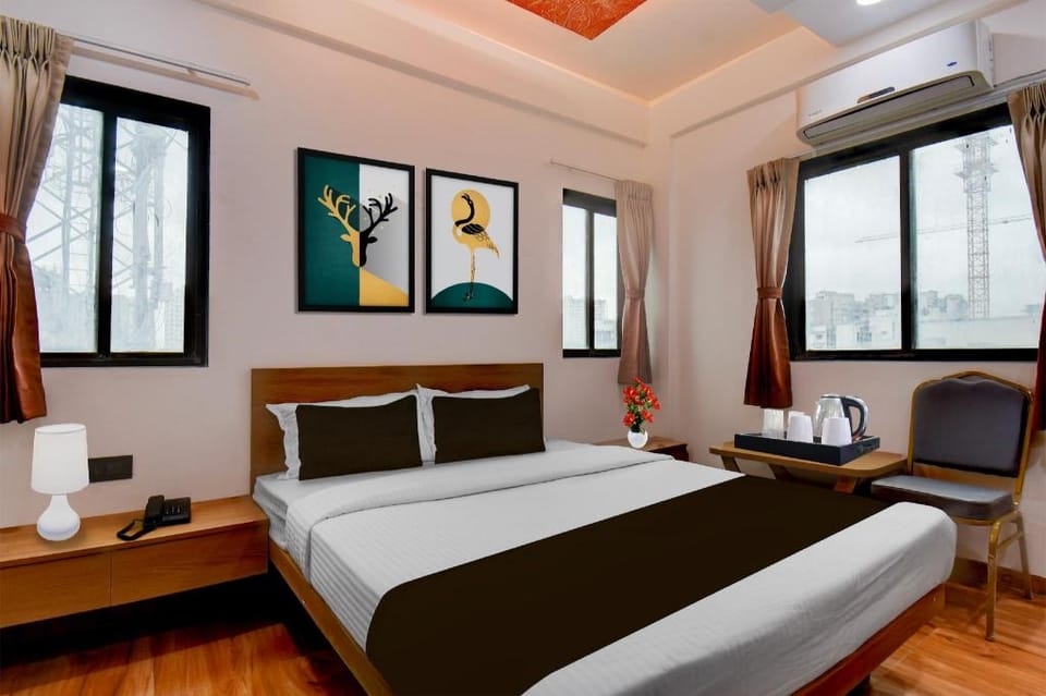 Super Townhouse Balewadi Stadium Pune Formerly Hotel Sarovar Hotel in Pune