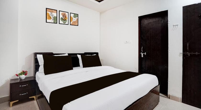 Collection O Mohalariya Neemrana Hotel in Haryana