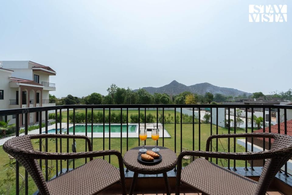 StayVista at Eleganza Resort, Jaipur Resort in Jaipur