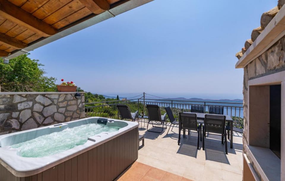 Village house Kate Dubravica by Villas Guide Villa in Dubrovnik-Neretva County
