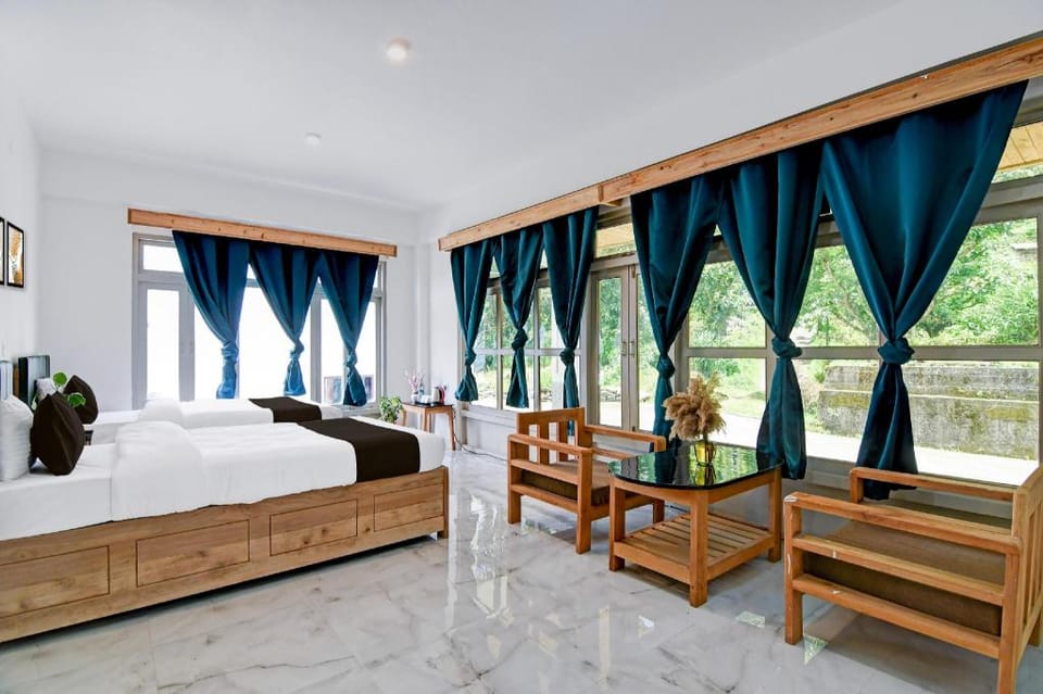 Townhouse Pelling Kanchenjunga Mountain View Hotel in India