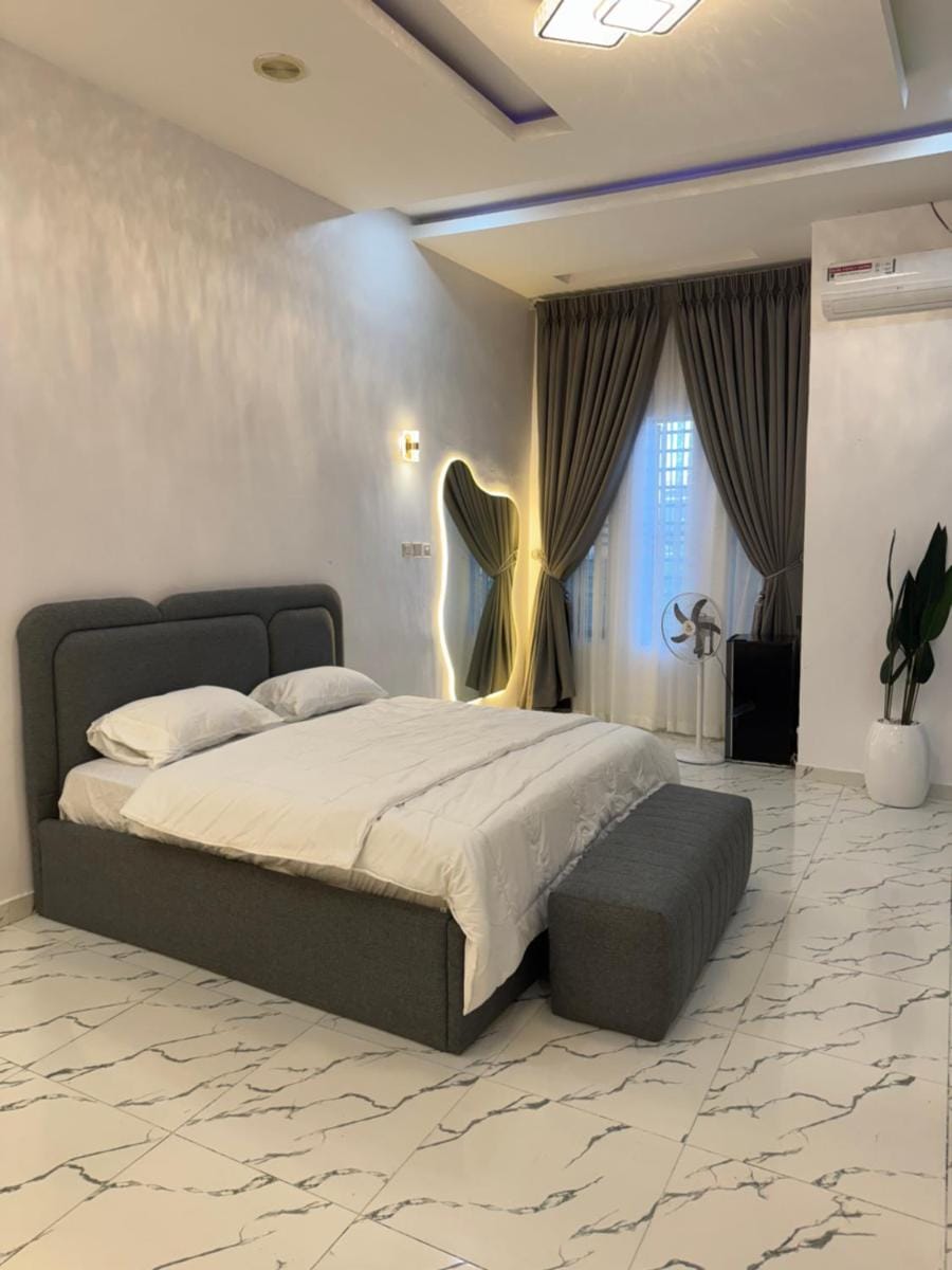 HomesBySai SHARED Vacation rental in Lagos, Nigeria