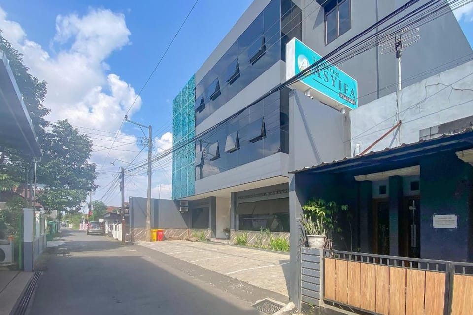 Sans Stay Syariah Asyifa Purwokerto Hotel in Indonesia