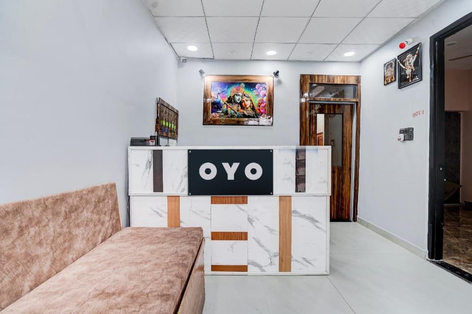 Hotel O Sairam Guest House Hotel in Uttar Pradesh