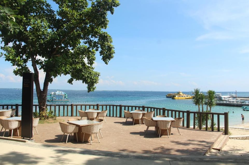 Flow 8 Suites at Mactan Newtown Apartment hotel in Lapu-Lapu City
