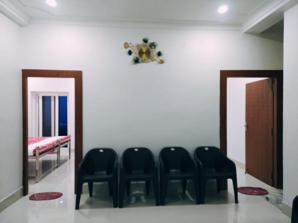 Anand Nivas Homestay 10 Mins from Mandir Apartment in West Bengal