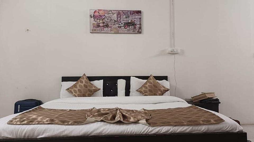 Imperial Teak Resort Hotel in Lucknow