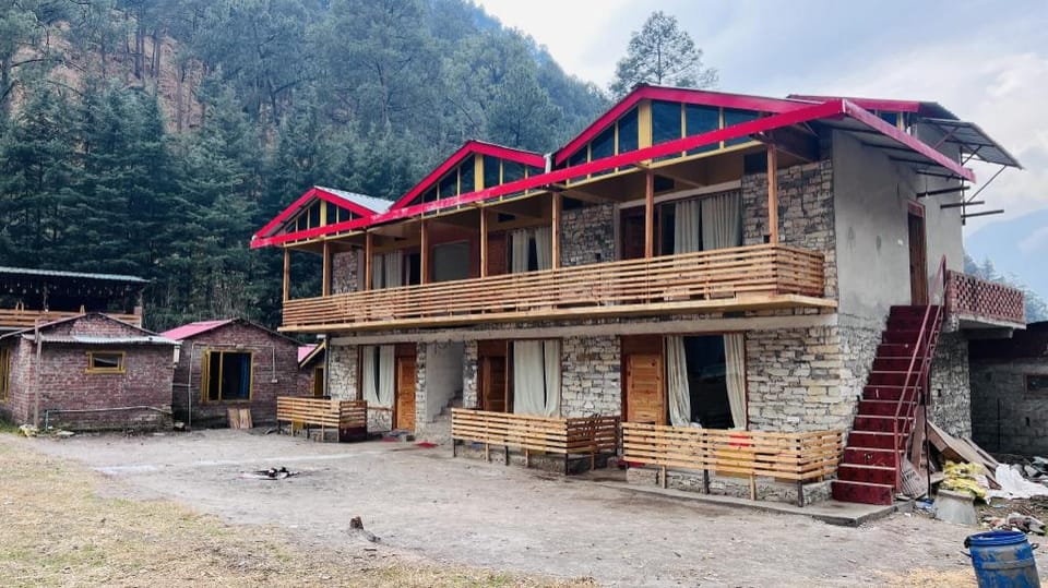Cherry's Cottage Hotel in Himachal Pradesh