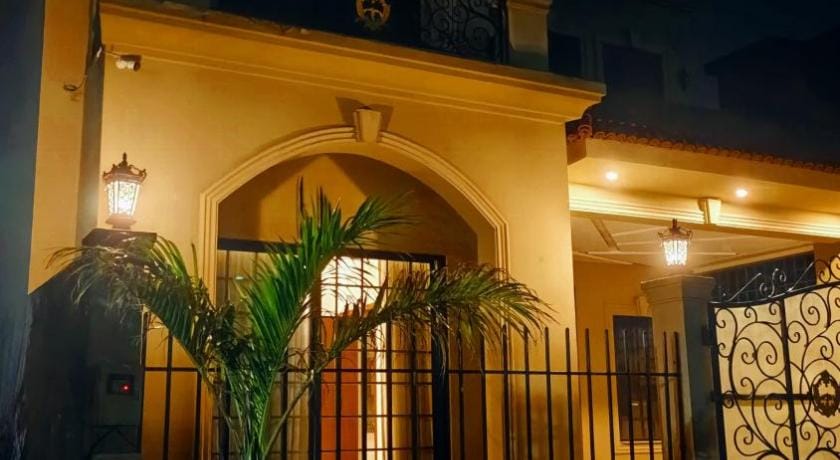 Riwayat Guest House Hotel in Islamabad