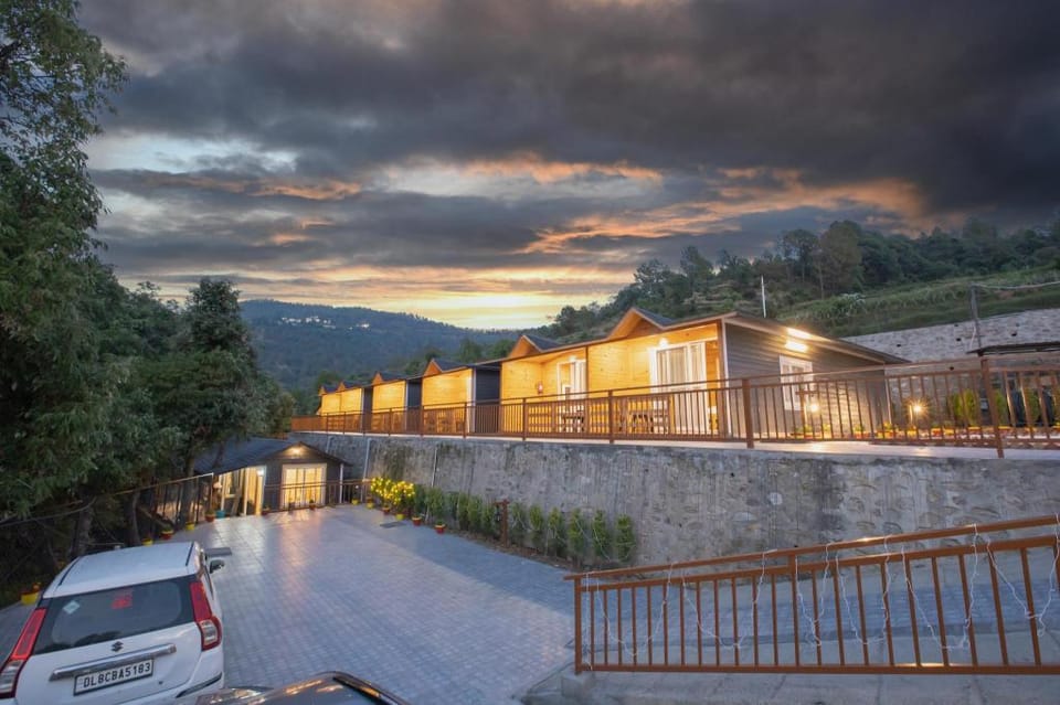 Nirmaya Resort Hotel in Uttarakhand