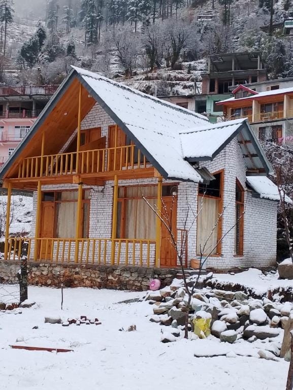 Pumpkin Stays Boutique Cottages And Tree House Hotel in Himachal Pradesh