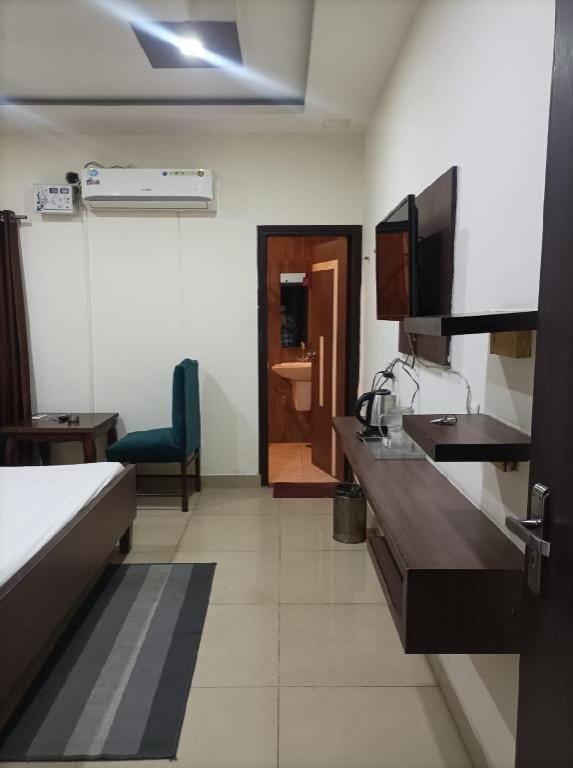 Hotel AB Residency Hotel in Punjab, India