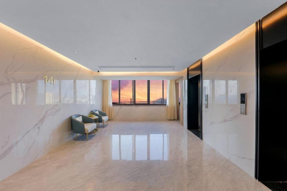 碧海湾酒店(汕头万象城小公园店) Hotel in Guangdong