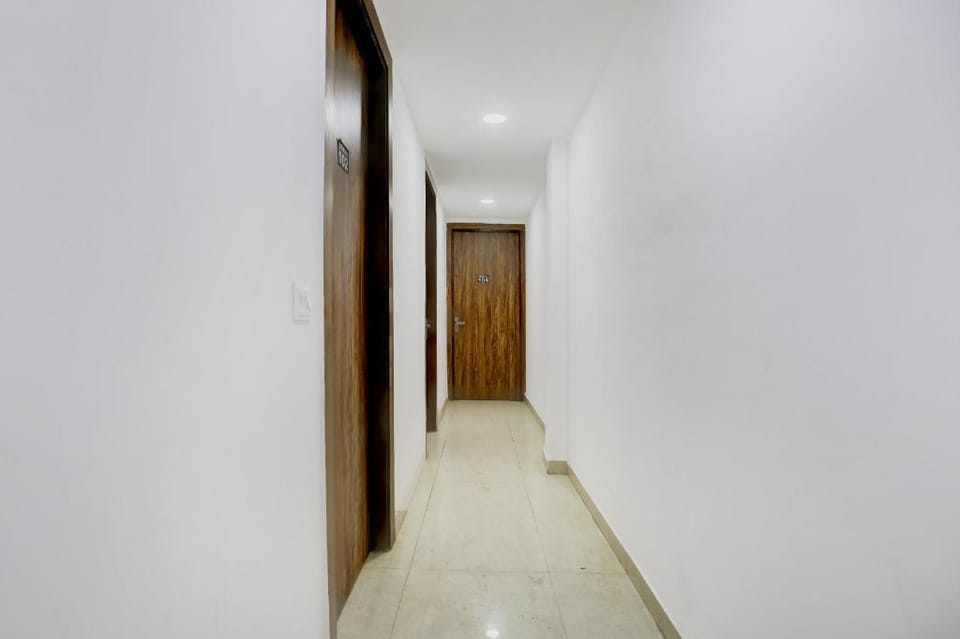 Super Hotel O Silver Stone Hotel in New Delhi