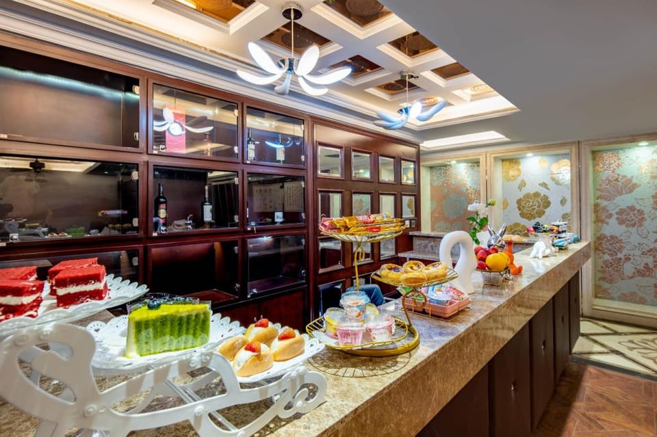 AI Stay Future Hotel  - Xi'an North Station Fengcheng 5th Road Subway Station Hotel in Xian