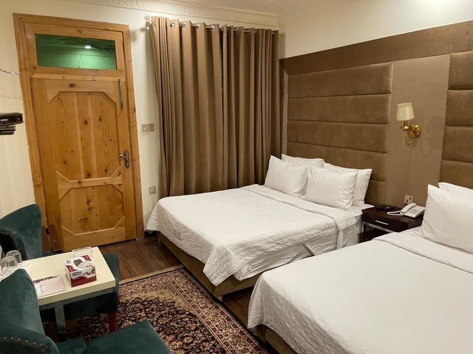 Shelton Hotel Kumrat Hotel in Pakistan