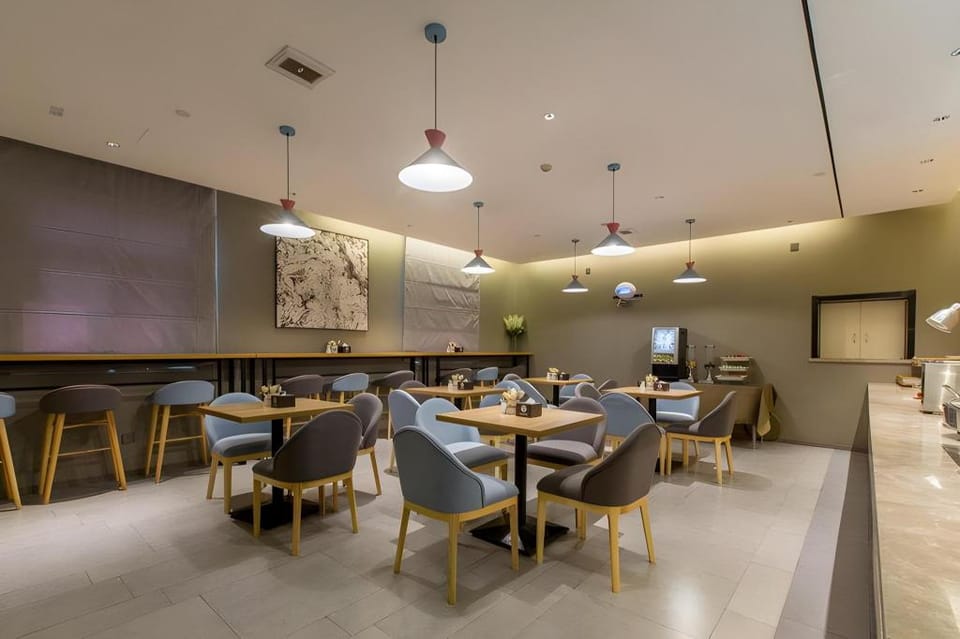 Home Inn Neo Weifang Wenhua Road Daily News Agency Hotel in Shandong