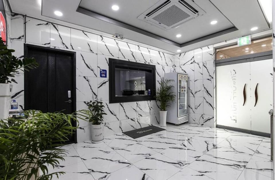 On and Off Hotel Incheon Sungeui Station Branch Hotel in Incheon