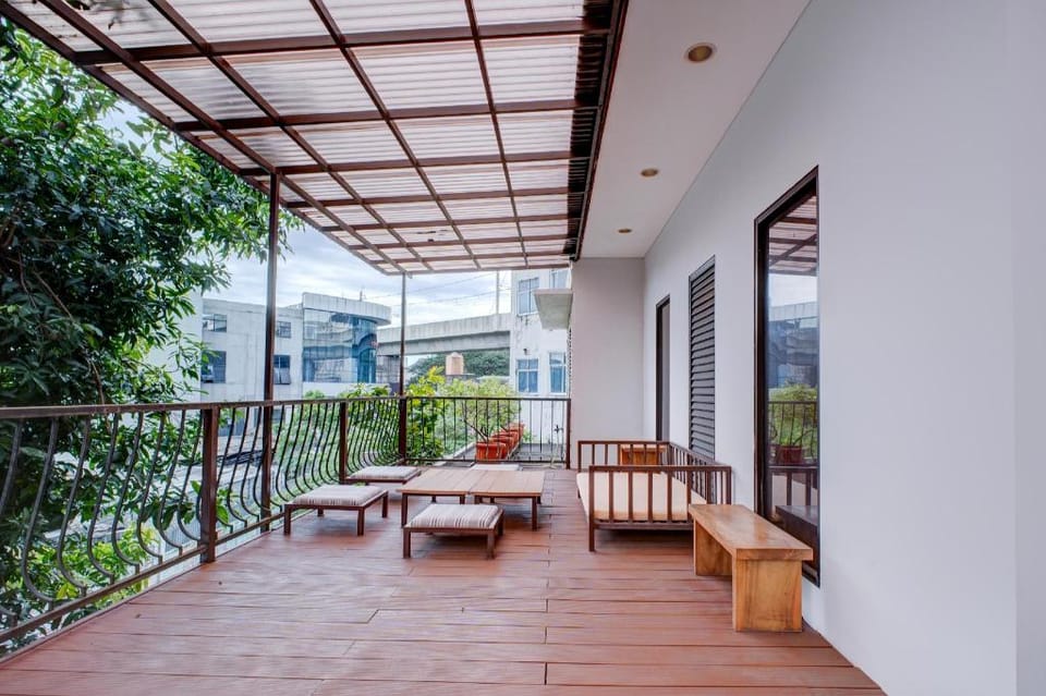 Collection O near MRT Cipete Raya formerly Terogong Sembilan Hotel in South Jakarta City