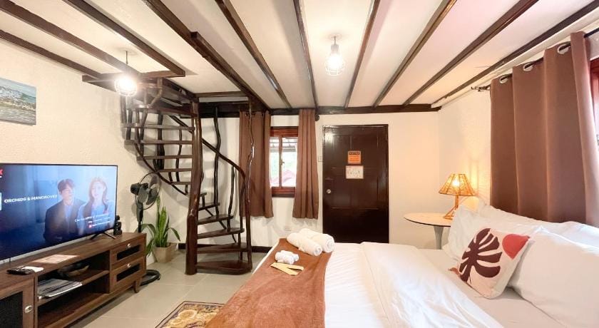 Galera Lodge Hotel in Puerto Galera