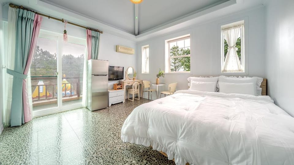 Anmyeon-do Ssong Pension Vacation rental in South Korea