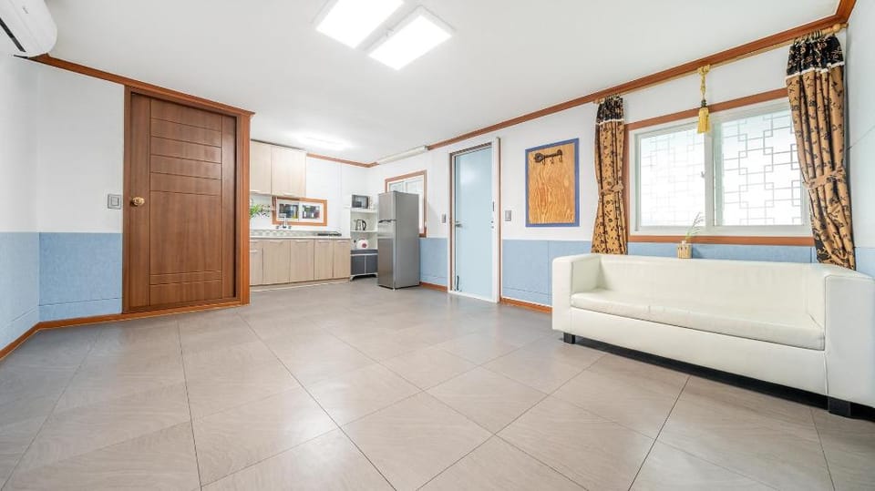Anmyeon-do Ssong Pension Vacation rental in South Korea