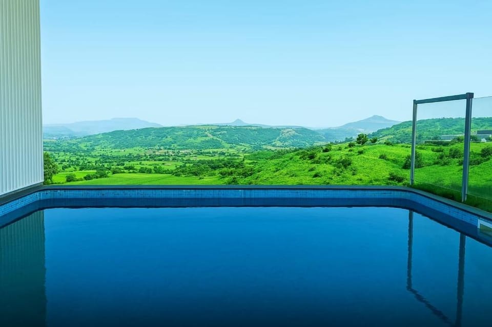 Azure Lakeside Vacation rental in Maharashtra