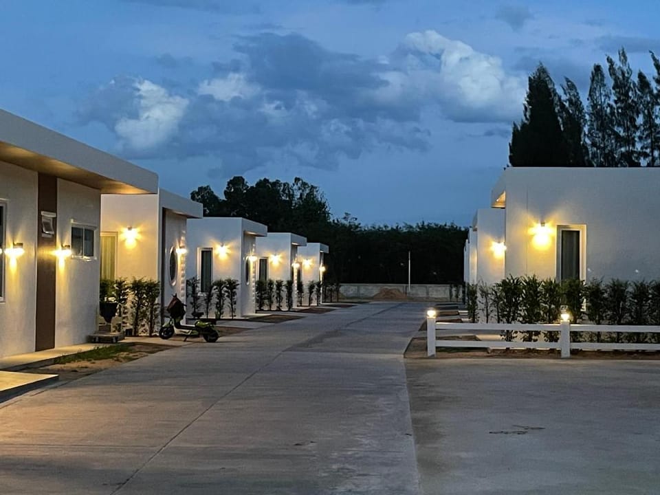 พิชญะวิลล์รีสอร์ท Pitchaya ville resort Resort in Laos