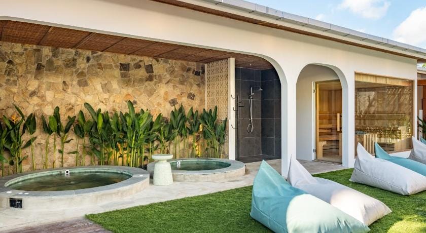 CHAO Villas Rooms Recovery Spa Villa in Bali