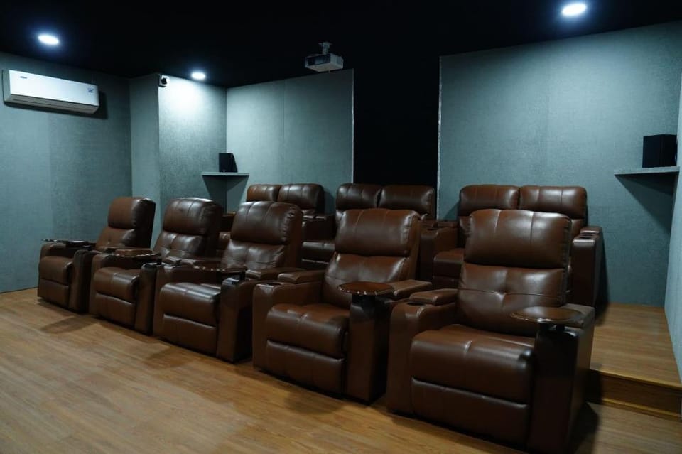 Madhura Luxury Rooms Hotel in Hyderabad