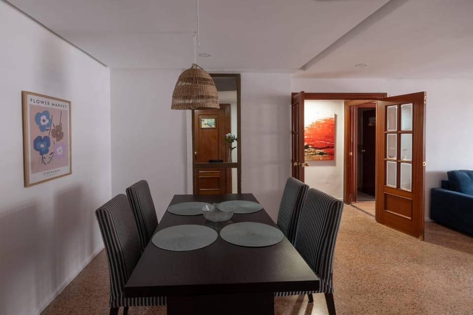 Stunning Mlaga Apartment with Ocean Views Apartment in Torremolinos