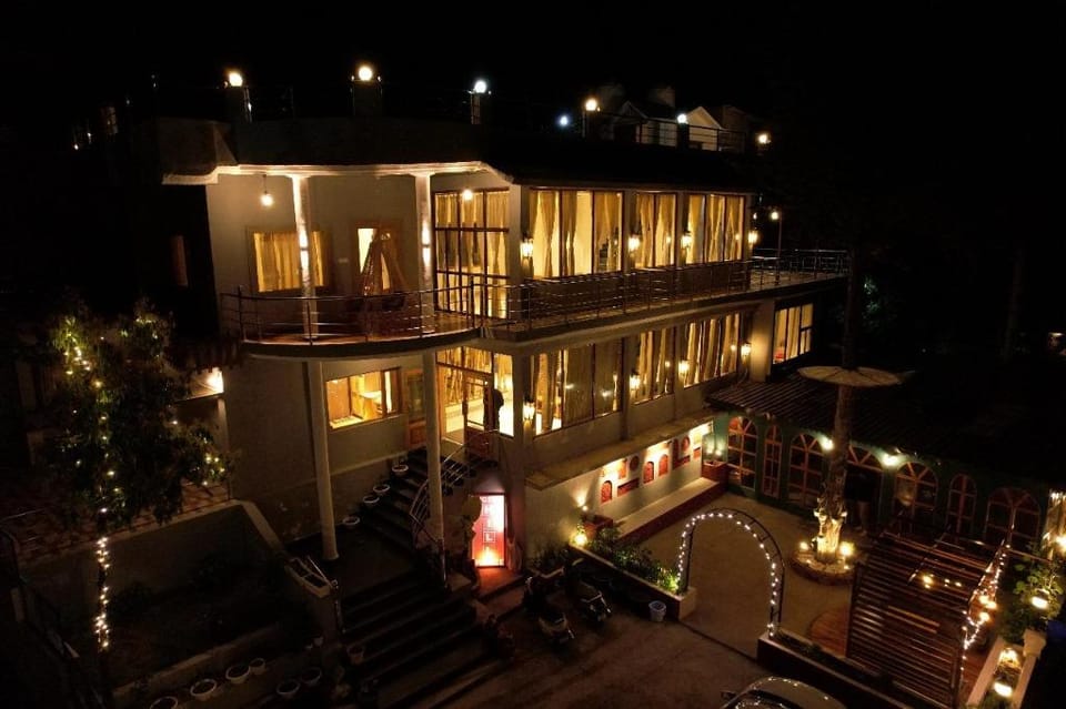 Hotel Valna Estate Himalyan View Kausani By HRG Hotel in Uttarakhand