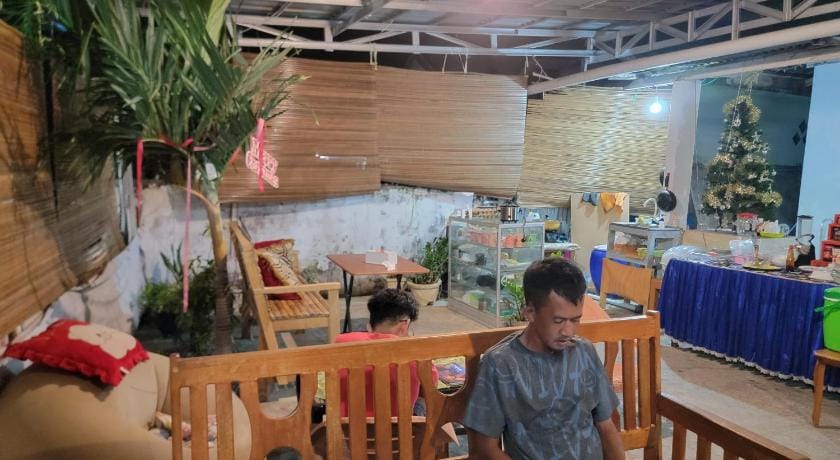 88HappyHomeStay Hotel in Indonesia