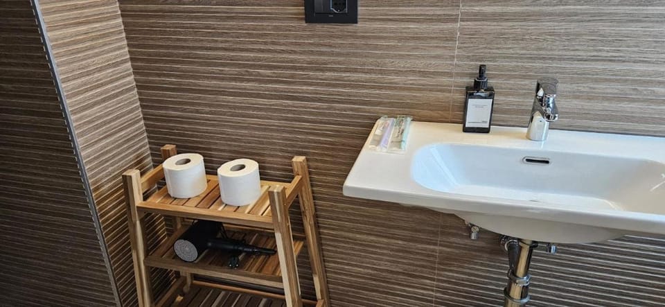 Dimora Neapolis Deluxe Bed and Breakfast in Naples