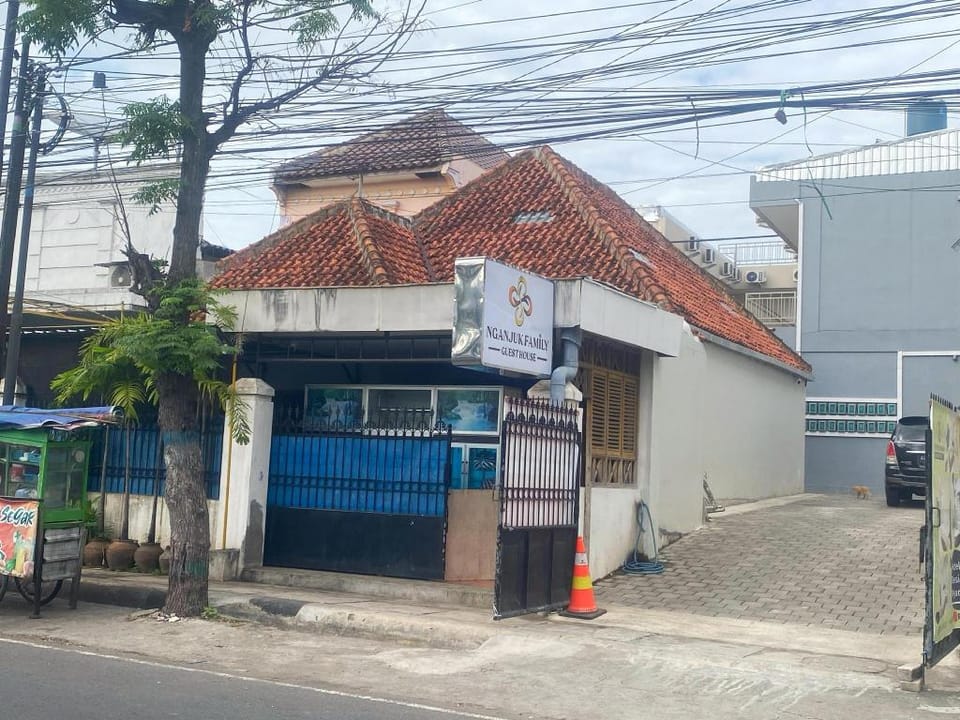 Nganjuk Family Guest House Hotel in East Java