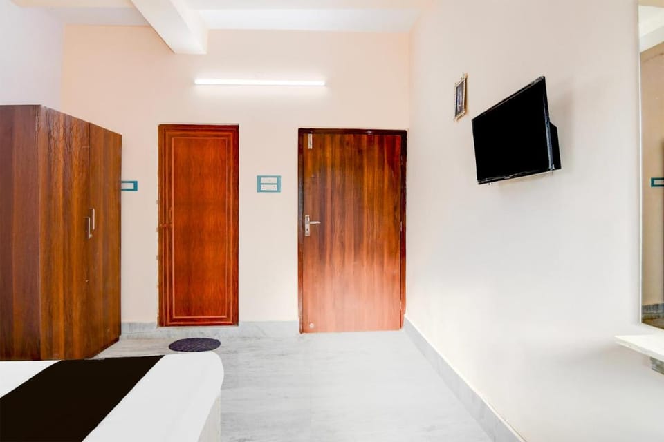 Hotel O Abhinav Stay Hotel in Kolkata