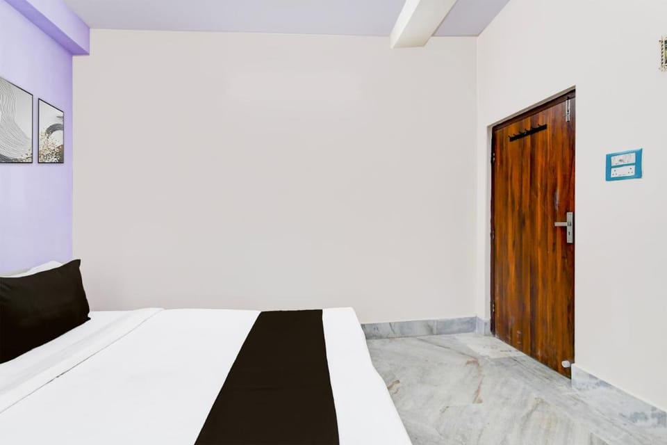 Hotel O Abhinav Stay Hotel in Kolkata