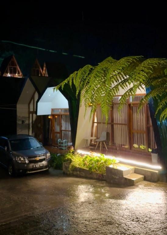Villa familyhouse dieng Hotel in Indonesia
