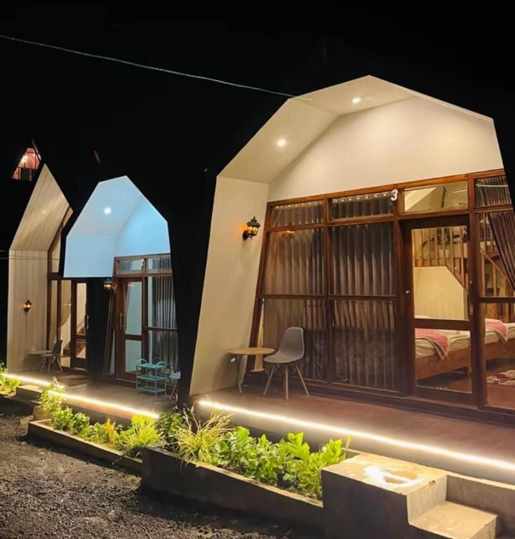 Villa familyhouse dieng Hotel in Indonesia